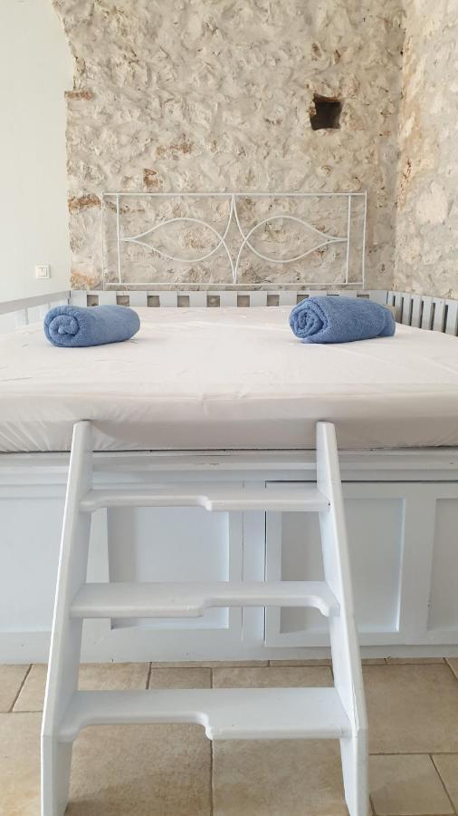 Traditional Seafront Apartment Symi Exterior foto